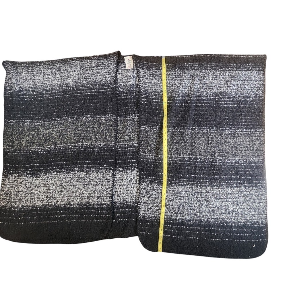 Woolrich Textured Doris Stripe LuxeSoft Cozy Blanket Shawl Wrap Cape One Size - Picture 5 of 7